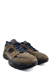 New Balance 620 Trainers