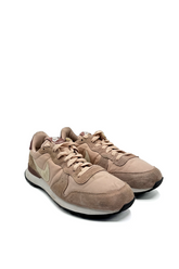 RARE Nike Internationalist Women