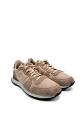 RARE Nike Internationalist Women