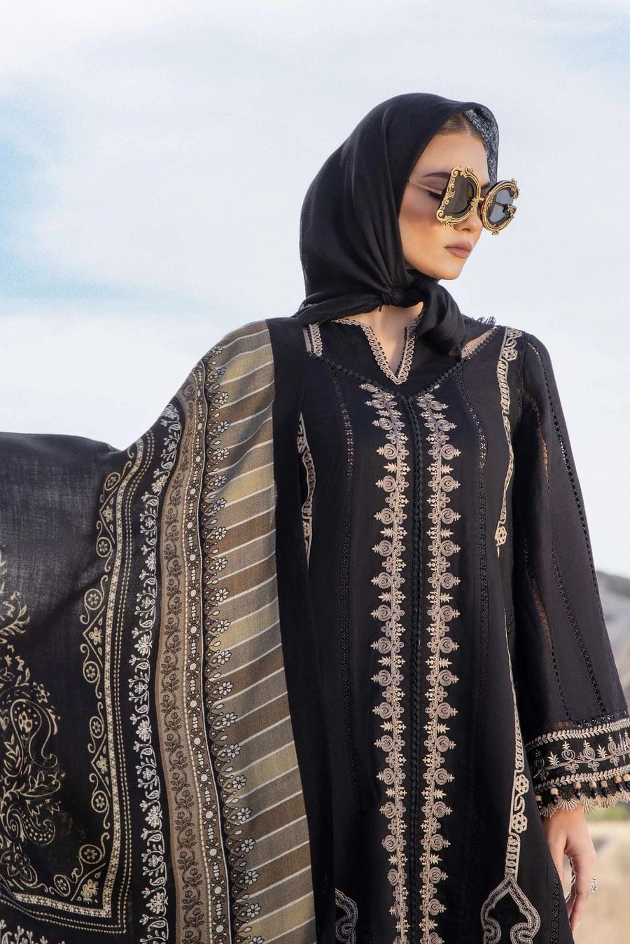 Maria B — 3pc on emb Lawn with Diamond Dopatta image 3