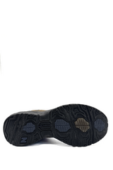 New Balance 620 Trainers