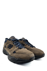 New Balance 620 Trainers