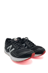New Balance Womens W520v2