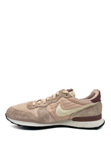 RARE Nike Internationalist Women