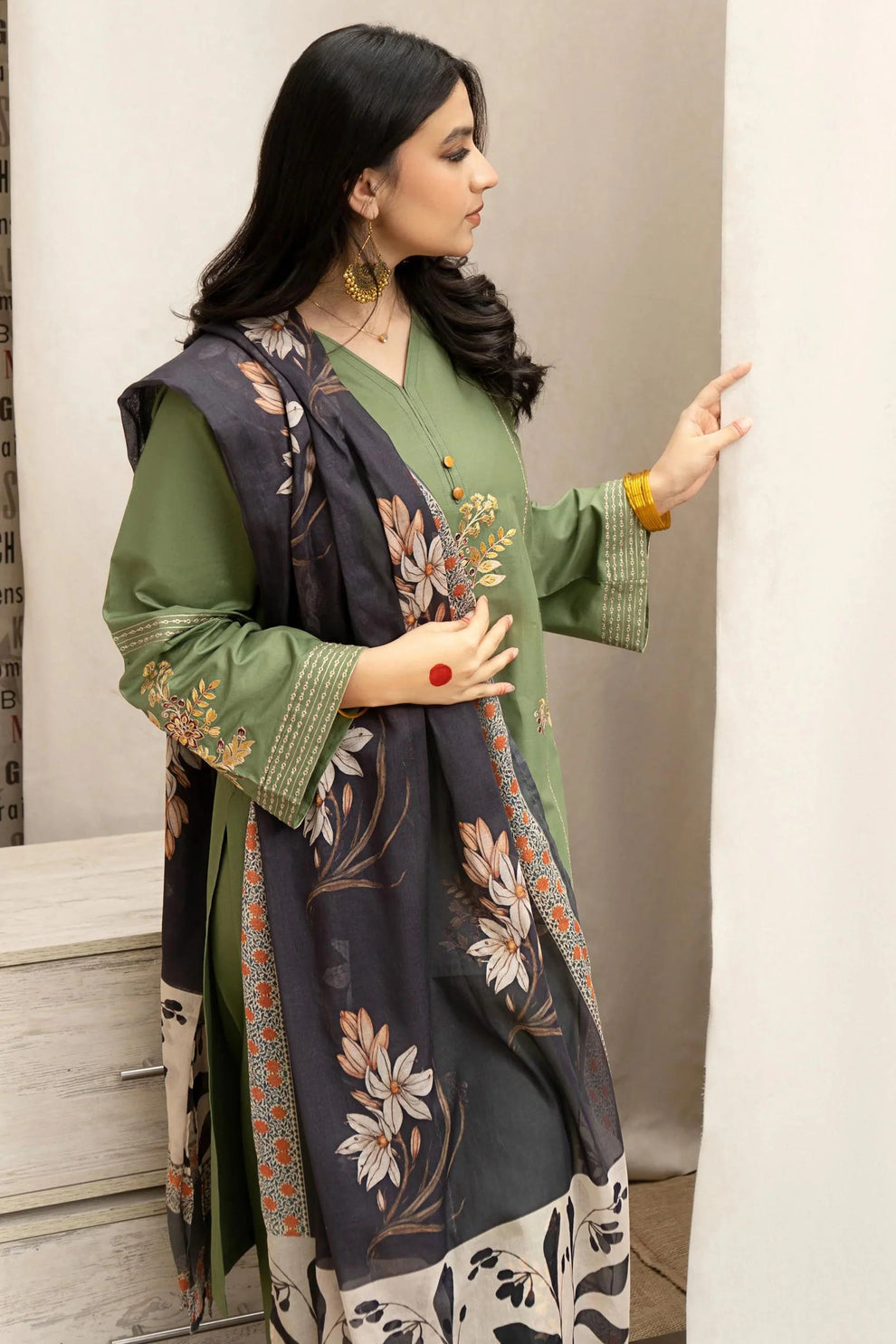 Urge on emb Lawn with Diamond printed Dopatta